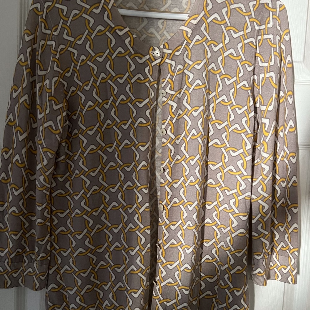Banana Republic Woman’s Spring sweater
